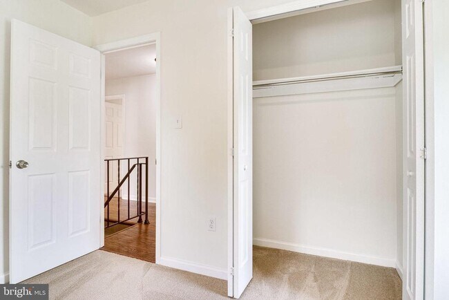 Building Photo - 4809 Tabard Pl