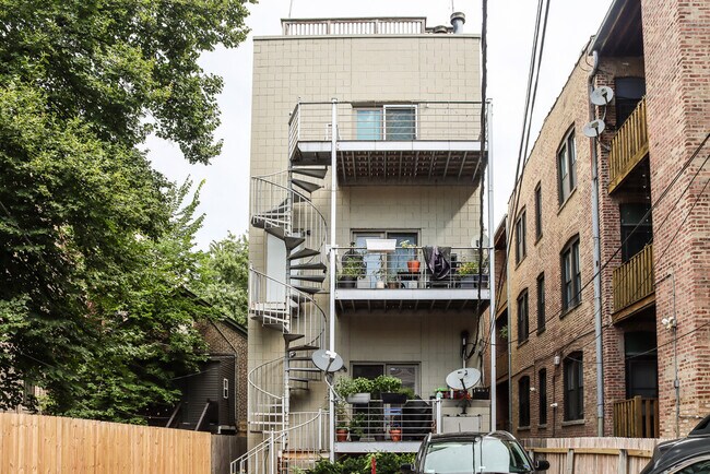 Building Photo - 2007 W Evergreen Ave