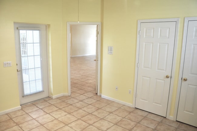 Building Photo - 4040 8th Ln