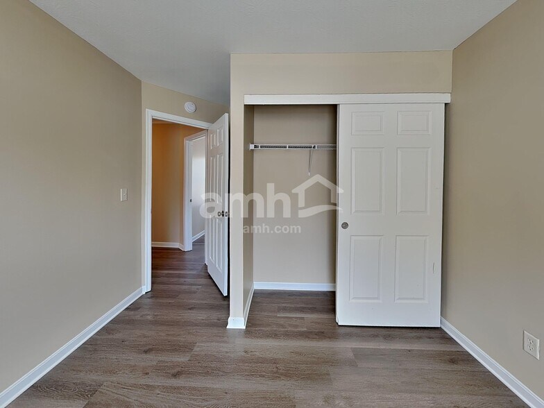 Building Photo - 3938 Winding Path Dr