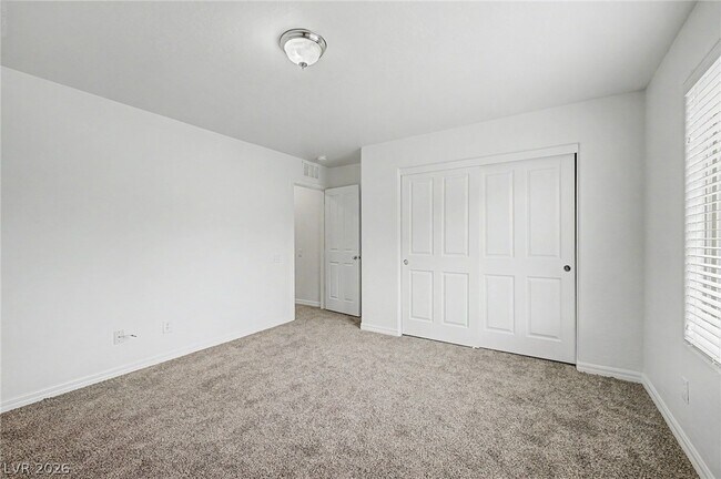 Building Photo - 2608 Romarin Terrace