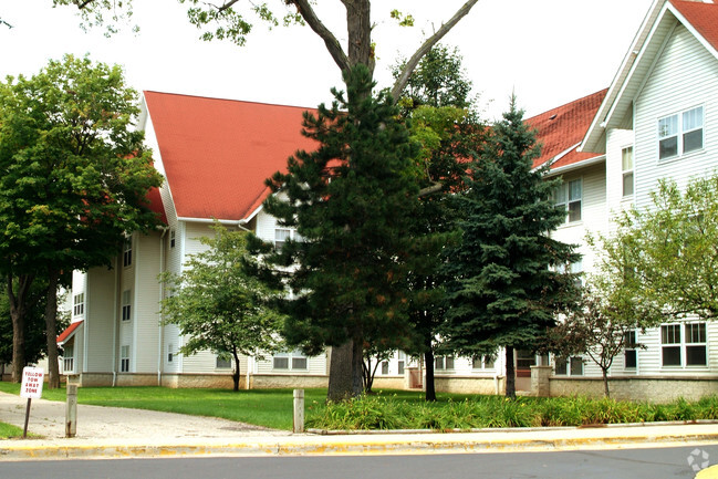 Court Street Commons - Court Street Village - Independent Living 55+