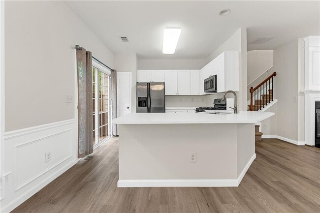 Building Photo - 2012 Hailston Dr NW