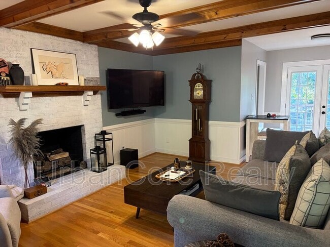 Building Photo - 7949 Flag Tail Dr