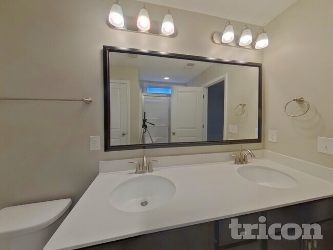 Building Photo - 120 Dunnsmore Dr