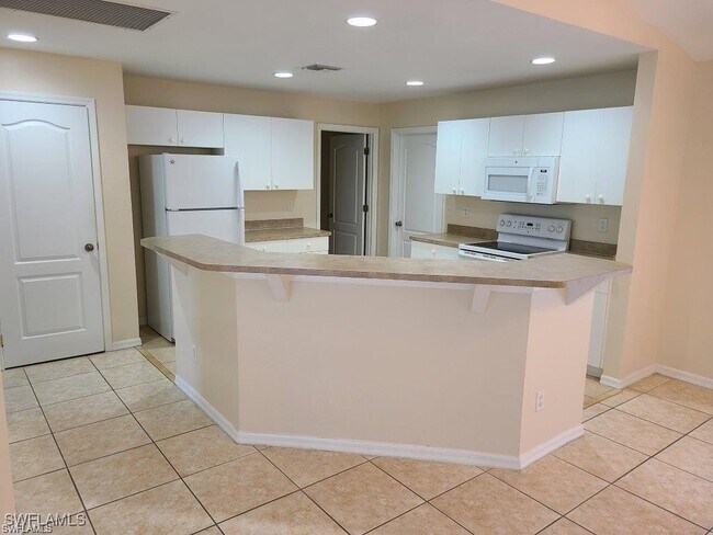 Building Photo - 2030 Andalusia Blvd