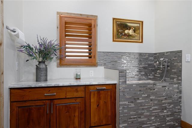 Building Photo - 34673 US-82