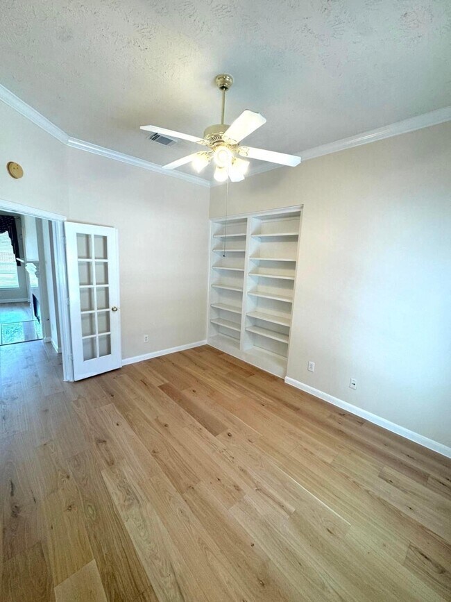 Building Photo - 12015 Concho Bay Ct