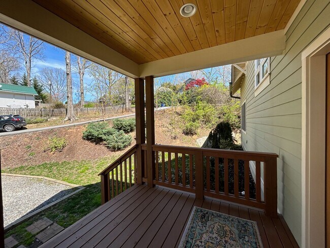 Building Photo - East AVL - JAG 2018 Green Built Custom Home