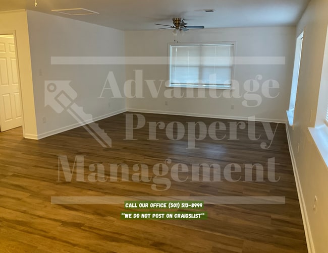 Building Photo - 3 Wallace Dr