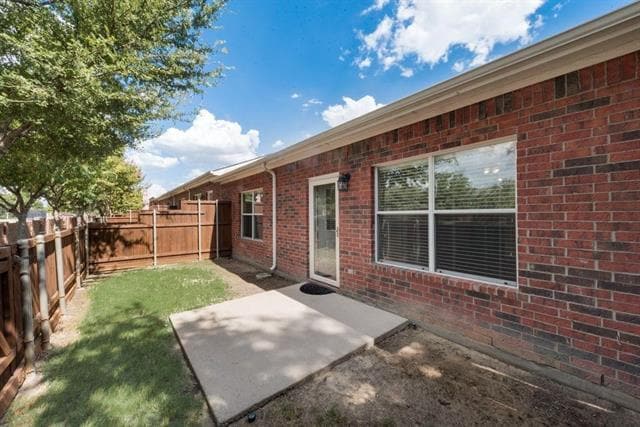 Building Photo - 7225 Rembrandt Dr