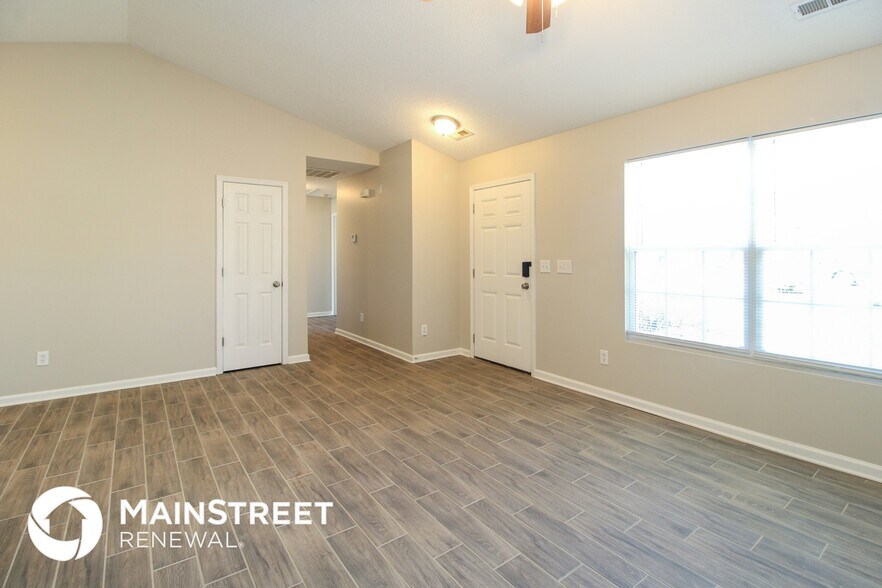 Building Photo - 3506 Throughbrook Ct