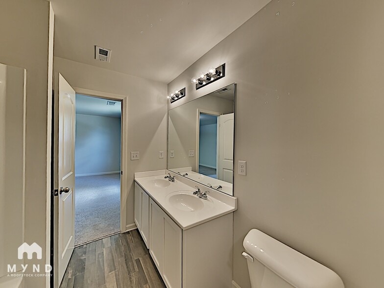 Building Photo - 785 Dove Tree Ln