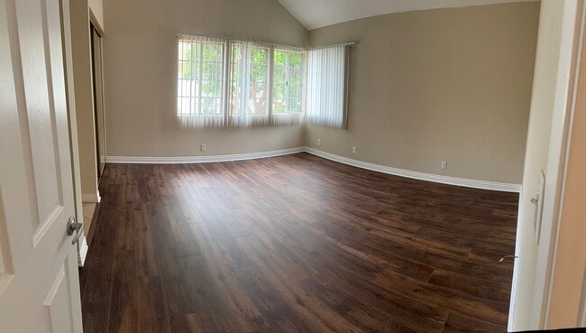 Building Photo - 24456 Cielo