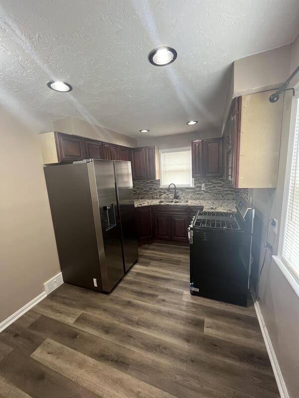 Building Photo - 24630 Alberton Rd