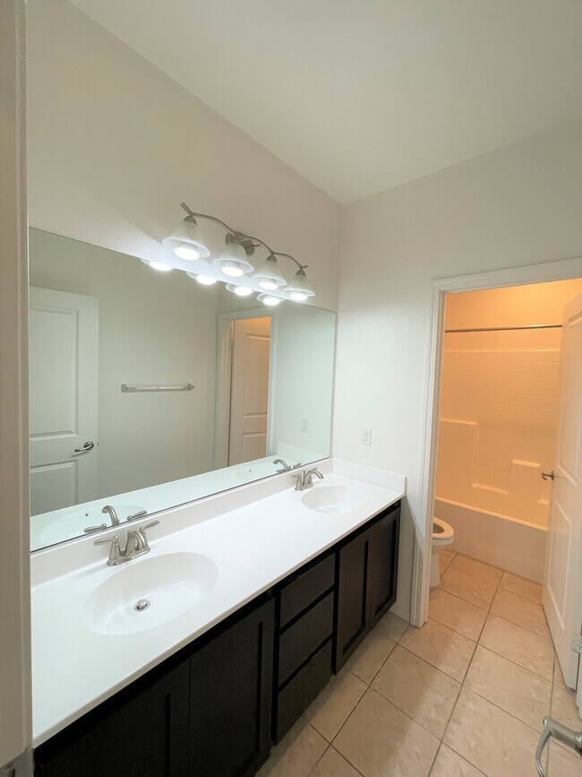 Building Photo - 2879 S Via Belamaria