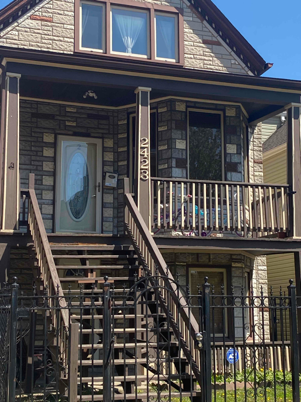 Primary Photo - 2423 N Lawndale Ave