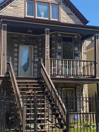 Building Photo - 2423 N Lawndale Ave