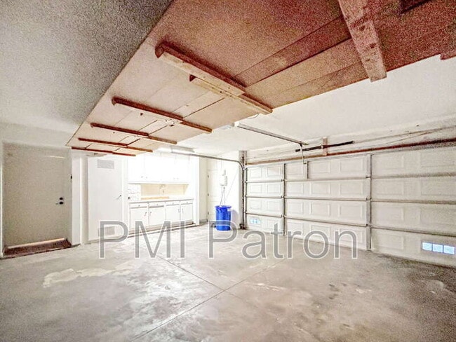 Building Photo - 926 Palo Verde Ave