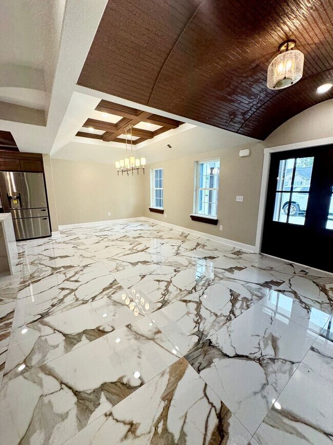 Building Photo - Beautiful 4 Bedroom, 3 Bath home located in Myrtle Grove Plantation!