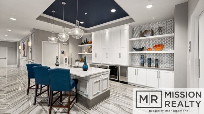 Building Photo - Beautiful 1 Bedroom, 1 Bathroom Condo in t...