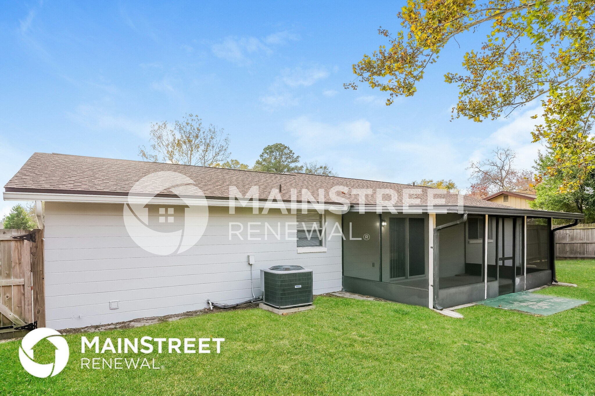 Building Photo - 960 Dostie Cir