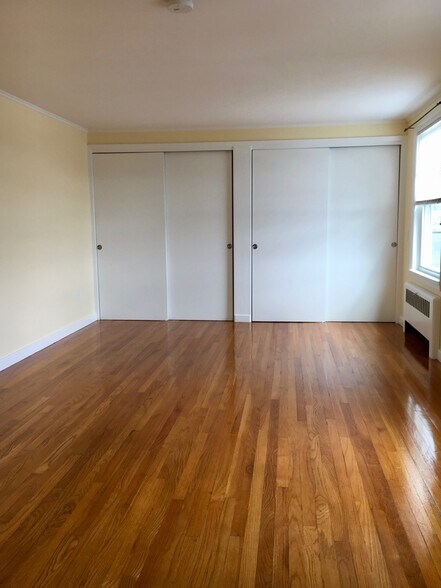 Primary bedroom - 26 Grove St