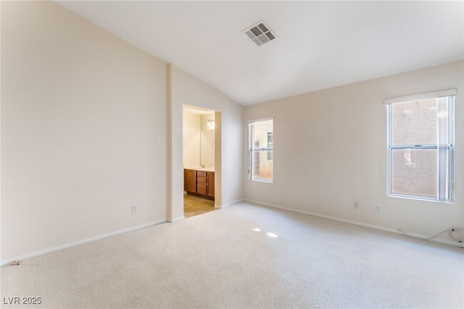 Building Photo - 5001 Light Springs Ave