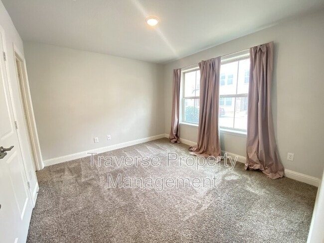 Building Photo - 115 Peach Orchard Ln