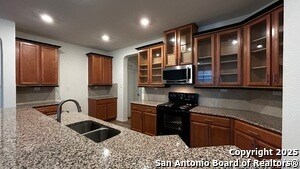 Building Photo - 1323 Hummingbird