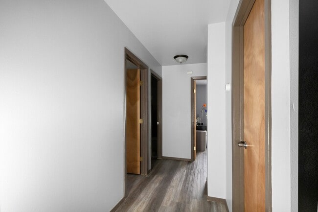 Building Photo - 271 Shannon Ct