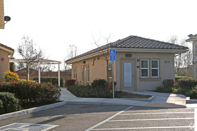 Building Photo - Valley Garden