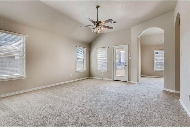 Building Photo - 108 Wallin Farms Dr