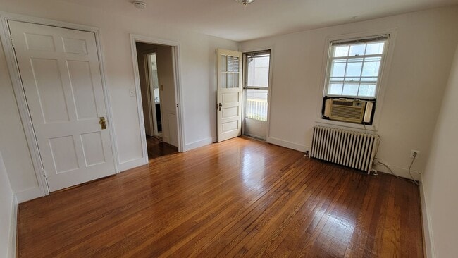 Building Photo - Affordable 1 Bedroom in Downtown Frederick