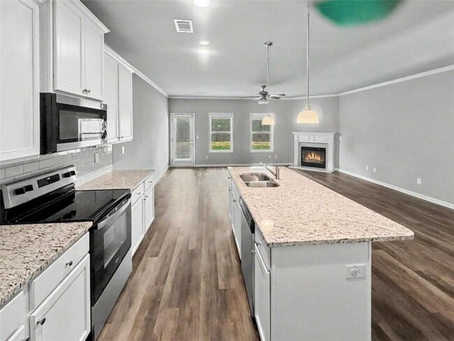 Building Photo - 5124 Fox Den Rd