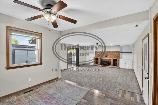 Building Photo - 3018 Gleneagle Dr
