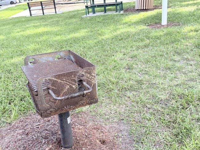Building Photo - 1888 Compass Flower Way