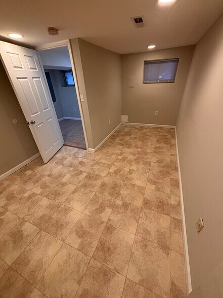 Building Photo - 449 Newton Pl NW