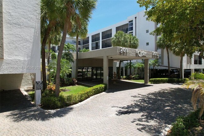 Building Photo - 201 178th Dr