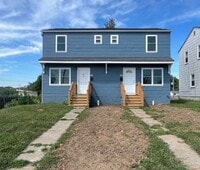 Building Photo - Modern 2-Bed, 1-Bath Duplex with Garage & Basement Storage