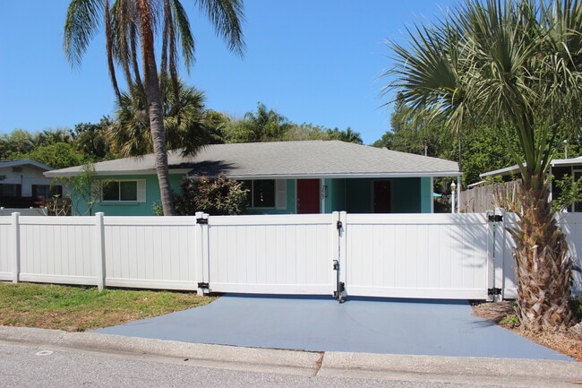 Front Gate - 3605 Iroquois Ave