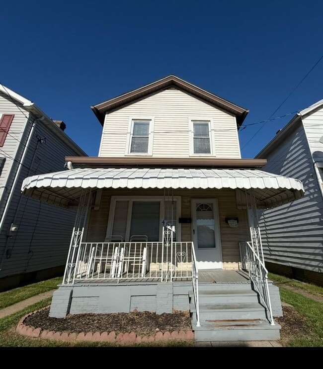 Primary Photo - 2 Bed 1 Bath- Rochester PA