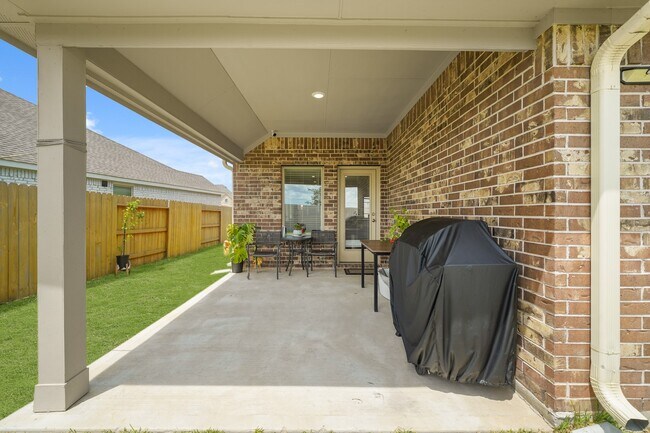 Building Photo - 3019 Live Springs Ct