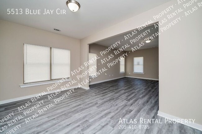 Building Photo - 5513 Blue Jay Cir
