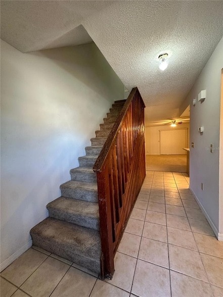 Building Photo - 69 Village Dr