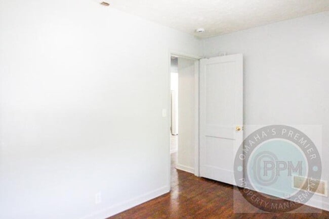 Building Photo - 3305 N 55th St