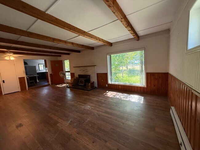 Building Photo - 52220 Huntington Rd