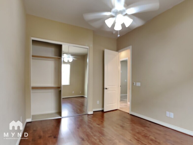 Building Photo - 2716 S Quinn Ave