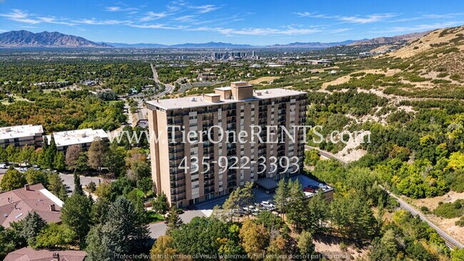 Building Photo - This property offers a NO DEPOSIT option available for qualified renters