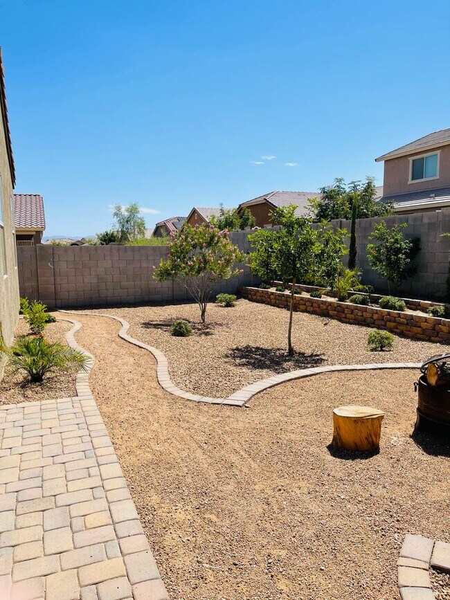 Building Photo - COMING SOON! Recently Remodeled 3 Bedroom,...